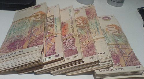 Work From Home, collect R200’s online and Fire Your Boss!